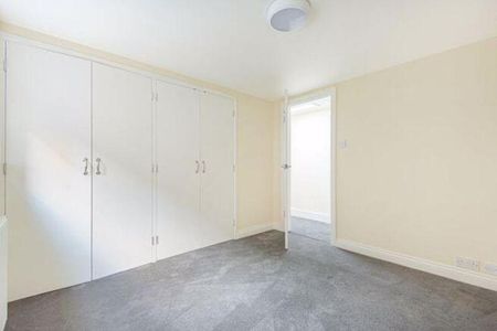 2 bedroom maisonette to rent - Photo 3