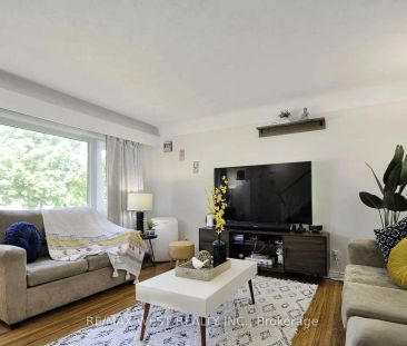 442 HIGHLAND ROAD E - Photo 1