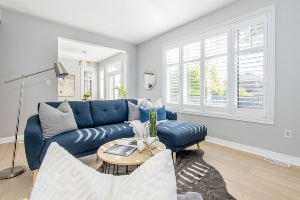 For Lease - 62 Windsor Crescent, Barrie, Ontario - Photo 1