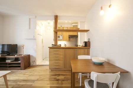 Appartement à louer rue de la Comète, Paris 7ème - Photo 4