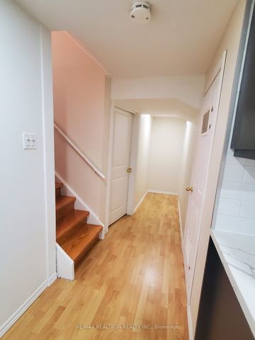 For Lease - 91 Trumpeter Street, Toronto, Ontario - Photo 4