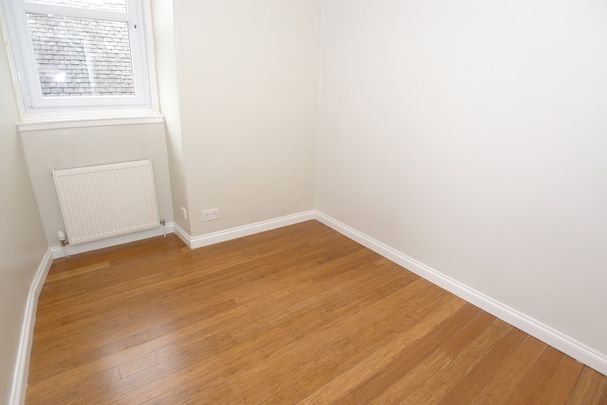 Property to let in Newburgh - Photo 1