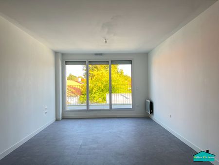 Location Appartement 3 pièces 62m² MACHECOUL ST MEME 44270 - Photo 5