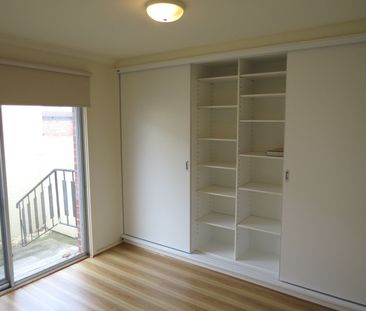 1/12 Nicholson Street, Balwyn North VIC 3104 - Photo 2