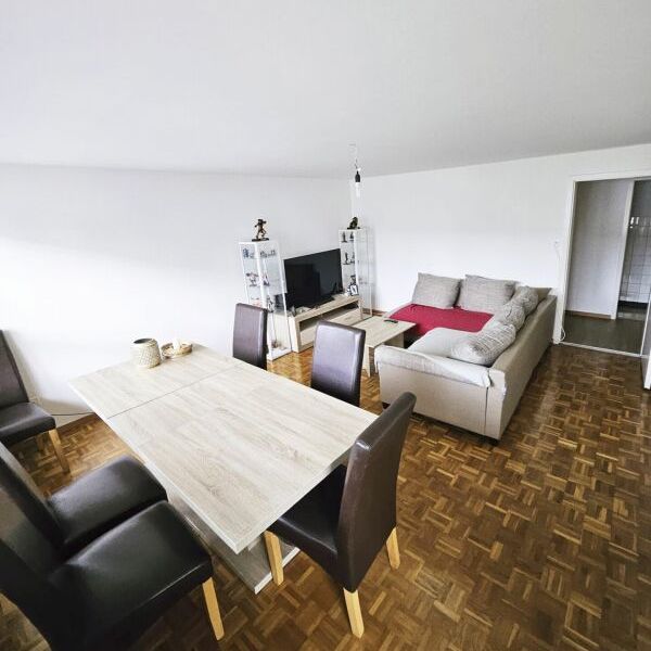 Helle und ansprechende 4½ Zimmer Wohnung - Photo 1