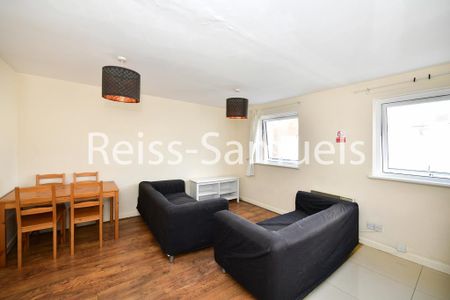 5 bedroom end of terrace house to rent - Photo 3