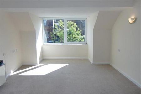 1 bedroom retirement property to rent - Photo 2