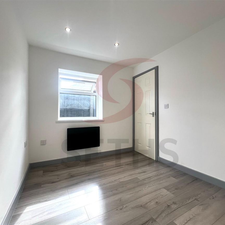 Woodbridge Road, LE4, Leicester - Photo 1