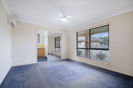 Family-Friendly Living on a Quiet Cul-de-Sac - Photo 4