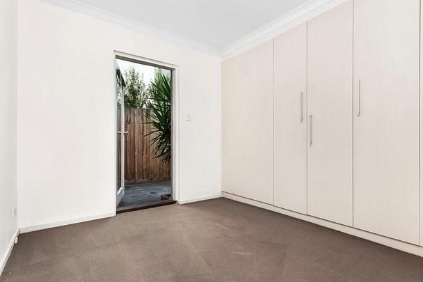 3/24 Prentice St, St Kilda VIC 3182 - Apartment For Rent | Domain - Photo 1