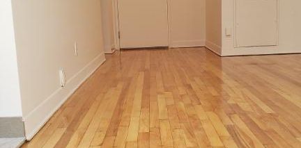 3 1/2 Rénové Chauffé/Eau Chaude/Entrée Laveuse et Sècheuse 1 AVRIL 2026 - Photo 2