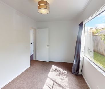 Springvale - 3 Bedrooms - Photo 6
