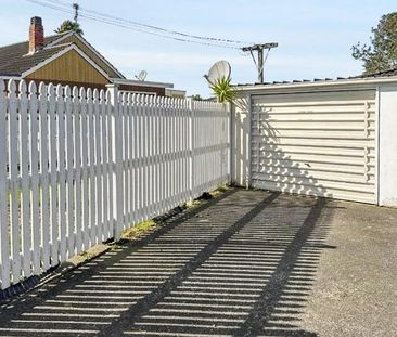 2 bedroom home for Rent in Papatoetoe! - Photo 6