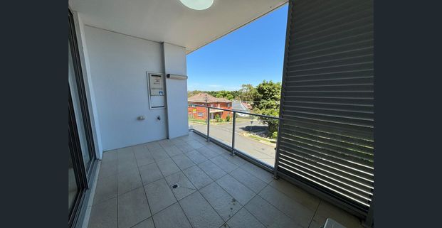 MODERN 2 BEDROOM APARTMENT! - Photo 1