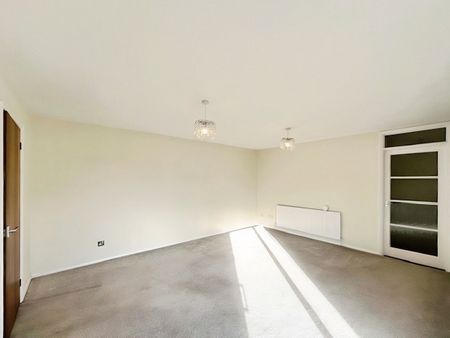 Three-Bedrooms Bungalow - Photo 2