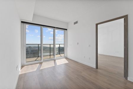 For Lease - 3 Concord Cityplace Way Unit# 5910, Toronto, Ontario - Photo 2