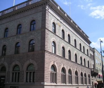 Norra Kansligatan 10 - Photo 1