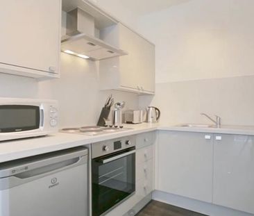 1 bedroom flat to rent - Photo 6
