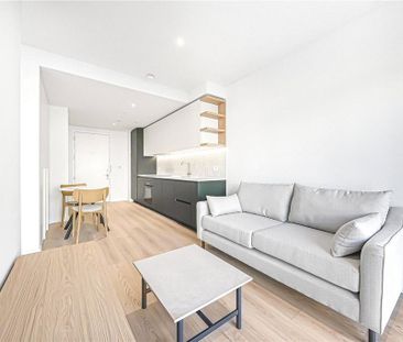 Studio to rent - Photo 2