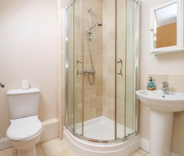 27 Bailey Manor, Dundonald, Belfast, BT16 2LU - Photo 6