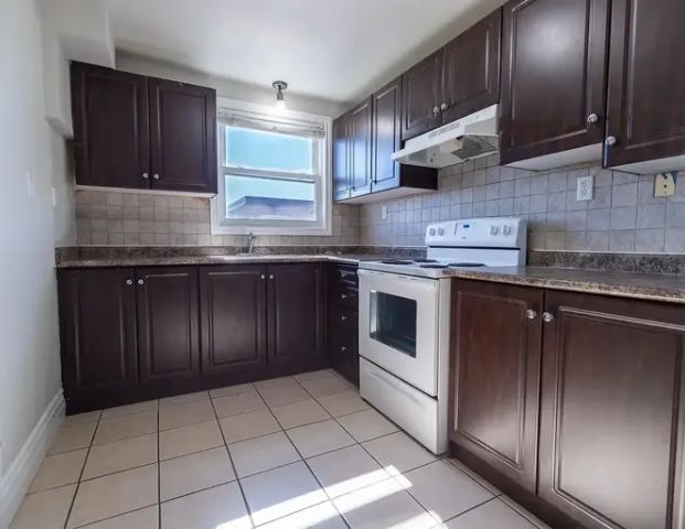 143 Westchester Crescent | 143 Westchester Crescent, St. Catharines - Photo 1