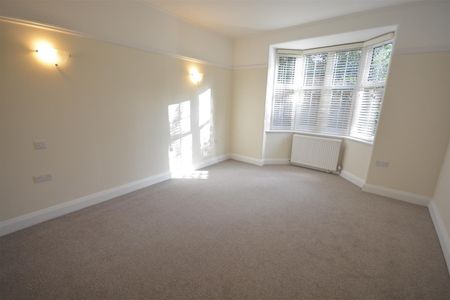 Church Close, Church Street, Epsom, Surrey, KT17 4PT - Photo 3