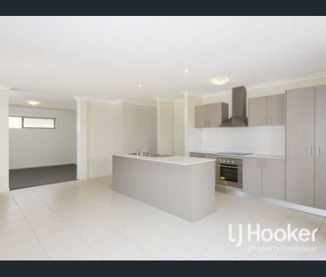 21 Wren Street, Redbank Plains, Qld 4301 - Photo 3