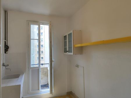 Location Appartement 1 pièce 28m² - Photo 3
