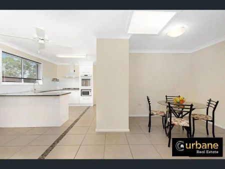 “Spacious Living in a Sought-After Quakers Hill Pocket” - Photo 2