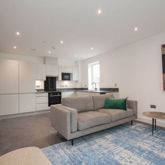 Kew Bridge Road, Brentford,TW8 - Photo 1