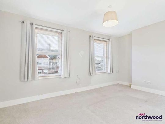 Channel View Road, Redoubt, Eastbourne, BN22 - Photo 1