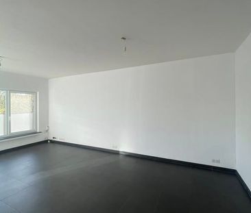 Appartement te huur - Foto 2