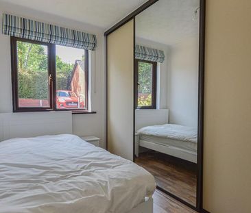 2 bedroom flat to rent - Photo 6