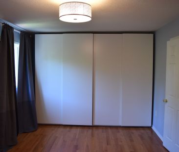 For Lease - 371 Ravineview Way, Oakville, Ontario - Photo 4