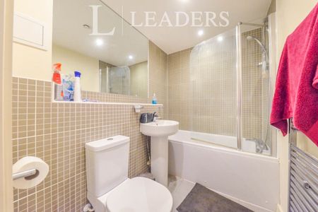 2 bedroom apartment to rent Blackfriars Court, Newsom Place, St. Albans, AL1 - Photo 3