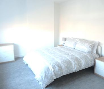 2 bedroom semi-detached house to rent - Photo 5