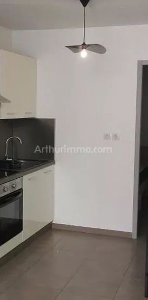 Location Appartement 1 pièces 20 m2 à Martigues - Photo 1