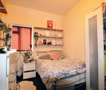 5 bedroom semi-detached house to rent - Photo 5