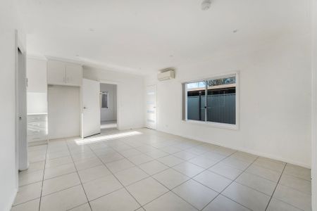 Stunning Home in Green Valley - Photo 3