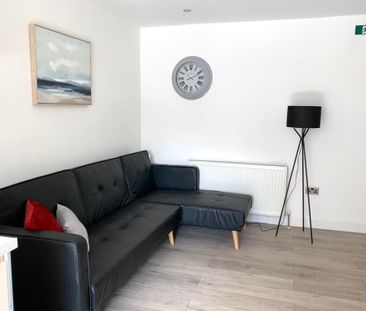 House to rent - Photo 1