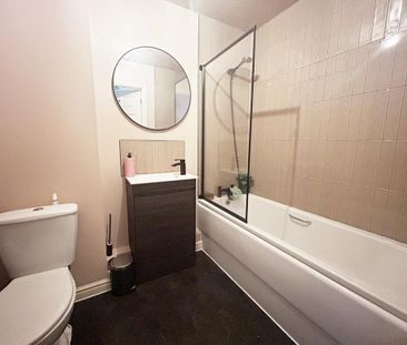 2 bedroom apartment to rent - Photo 6