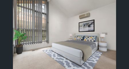 10 Wenden Grove, St Kilda East VIC 3183 - House For Rent | Domain - Photo 3