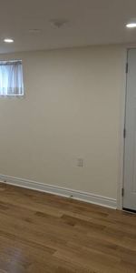 Beautiful Basement - 2Bedrooms 2Bathrooms - Photo 3