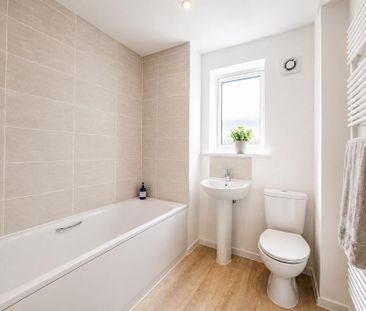 2 bedroom semi-detached house to rent - Photo 2