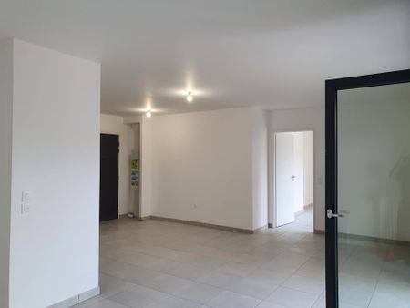 Location Appartement 2 pièces 53m² COMPIEGNE 60200 - Photo 4