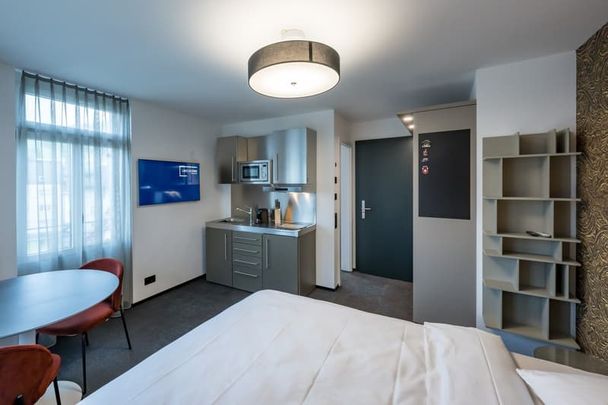 "Neues möbliertes Studio an sehr zentraler Lage in Kriens" - Photo 1