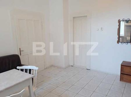 Apartament 3 camere, 70 mp, zona strazii Clinicilor - Fotografie 2