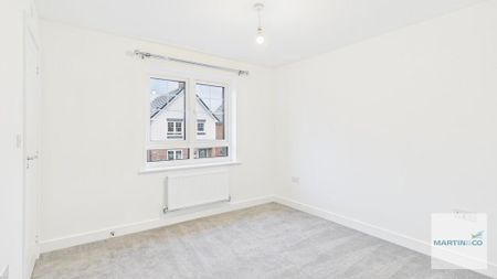 3 bedroom semi-detached house to rent - Photo 3