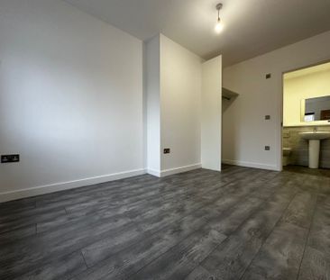 1 bedroom flat to rent - Photo 2