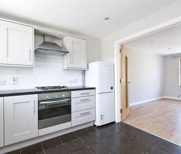 9 Orangefield Grove, Belfast, BT5 6DA - Photo 2